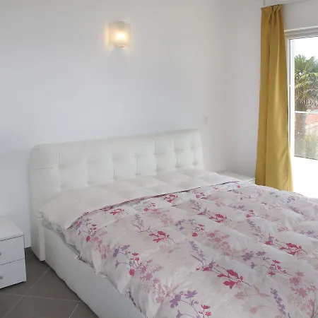 Vakantiehuis Holiday Home Villa Lina - Prm146 Premantura
