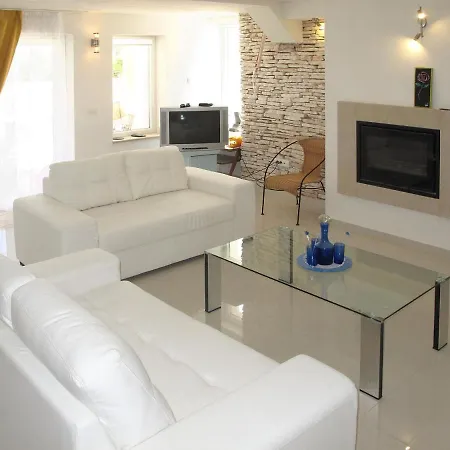 Holiday Home Villa Lina - Prm146 Vakantiehuis *