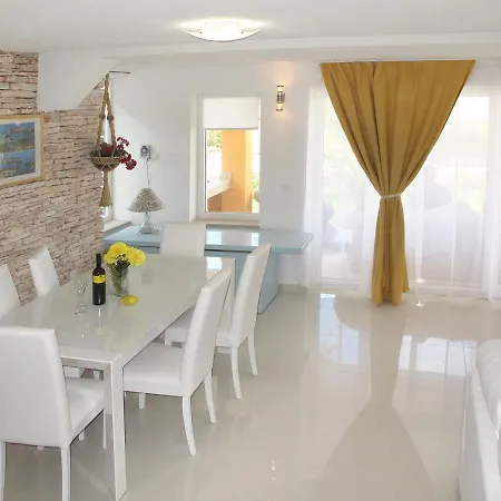 Holiday Home Villa Lina - Prm146 Vakantiehuis